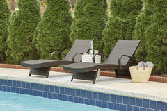 Kantana Outdoor Chaise Lounge Chair Set of 2