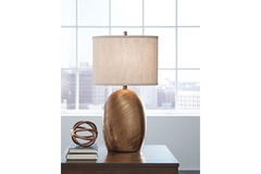 Ashley Furniture - Lewelyn Table Lamp