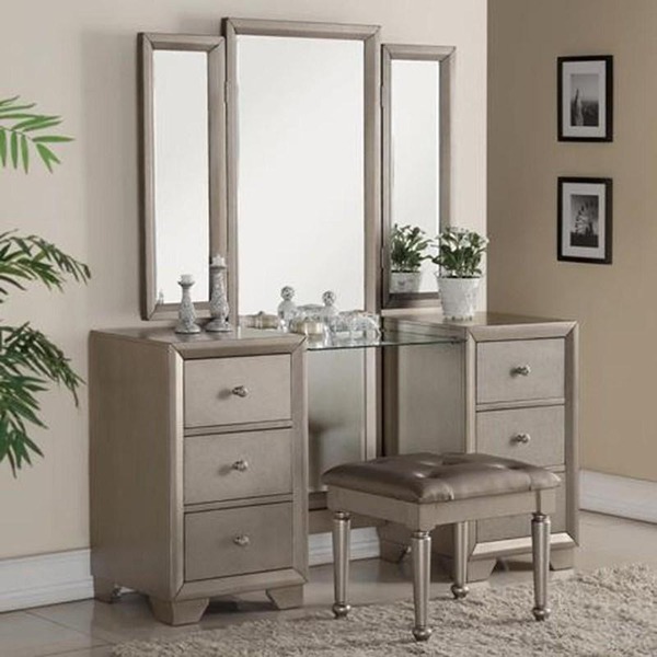 Crown Mark - Fontaine Vanity Table & Stool